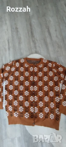 Жилетки и блузи в различни цветове , снимка 4 - Блузи с дълъг ръкав и пуловери - 44307489