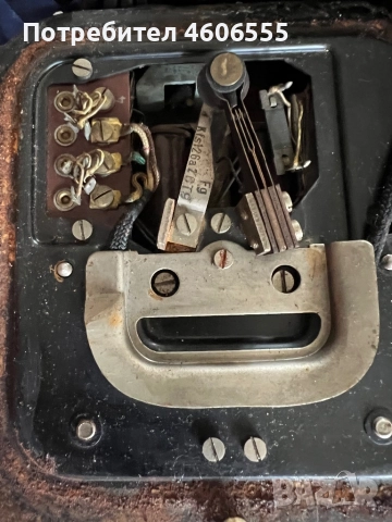 Ретро телефон с метален корпус и бакелитова слушалка.Siemens & Halske., снимка 11 - Антикварни и старинни предмети - 52207488