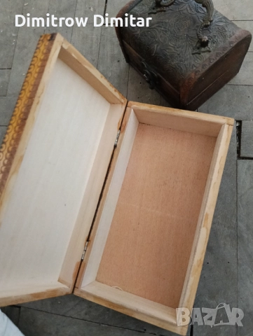 Стари колекционерски кутии, снимка 2 - Антикварни и старинни предмети - 52328579
