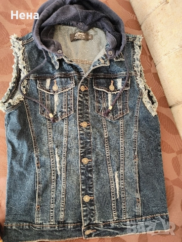 Дънков елек с качулка 