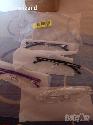 Очила за четене комплект 4 броя +1.75 НОВИ 
