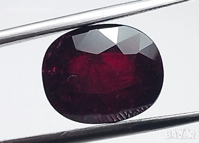 Класен тъмно червен естествен рубин с рядък 5.24кт.! Сертифициран! Нов!, снимка 13 - Други - 47476987