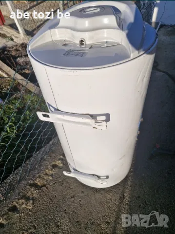 Бойлер Аристон Ariston 100L 3kw, снимка 2 - Бойлери - 50140388