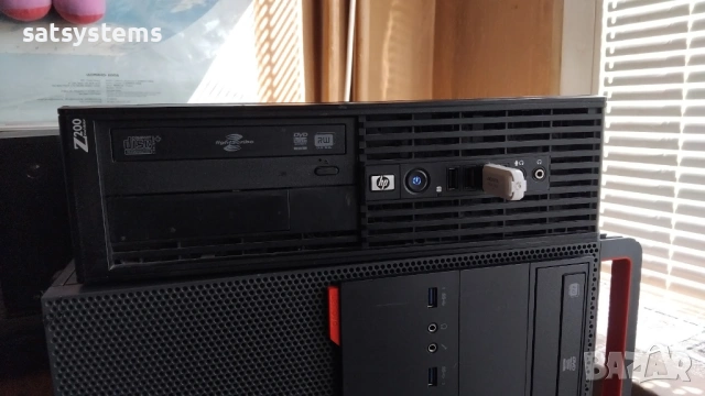 Работна Станция Hewlett-Packard HP Z200 SFF Workstation, снимка 2 - Работни компютри - 53687389