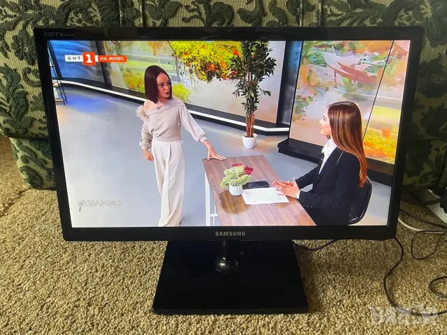 LED TV Samsung Full HD 22" - перфектен, снимка 6 - Телевизори - 48737643