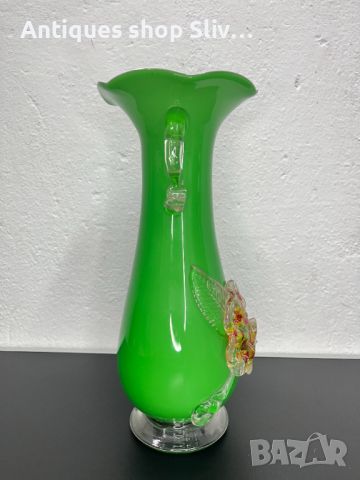 Винтидж зелена стъклена ваза. №5395, снимка 4 - Антикварни и старинни предмети - 45761590