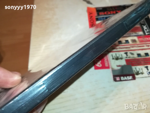 В0ЙНАТА НА ТАРАЛЕЖИТЕ ДВД 1209251022, снимка 8 - DVD филми - 51687461