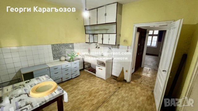 №4021 Тристаен апартамент (Етаж от къща) с двор и паркомясто в квартал Училищни, Хасково., снимка 7 - Къщи - 53704955