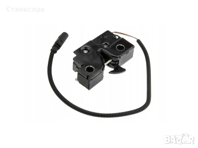 Skoda Octavia 3 Машинка за заключване на преден капак 