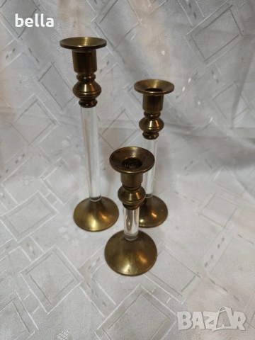 Елегантен комплект винтидж бронзови свещници (3 бр.) в стил Hollywood Regency., снимка 7 - Антикварни и старинни предмети - 53389830