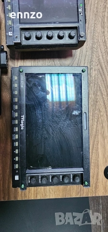 Три броя монитори tvlogic multi format , снимка 5 - Чанти, стативи, аксесоари - 53950189