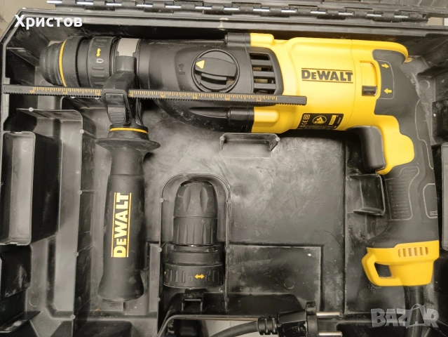 Електрически перфоратор DeWalt D25134K.  