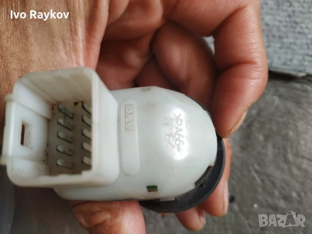 Бутон огледала за RENAULT Captur Clio MK4 , 8200676529, снимка 3 - Части - 51053425