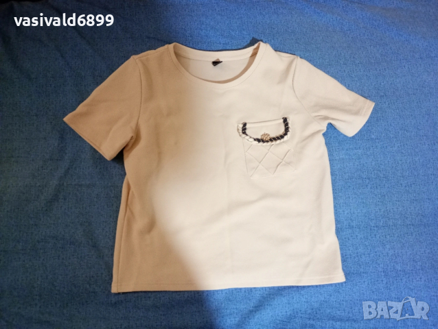 Дамска блузка с къс ръкав 