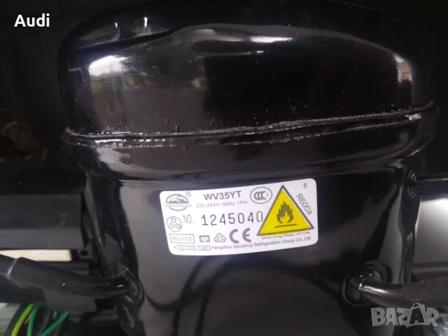 Хладилник тип мини бар AMICA Общ полезен обем 47 литра. Хладилна камера с обем 42. Фризер 4л, снимка 6 - Хладилници - 50296306