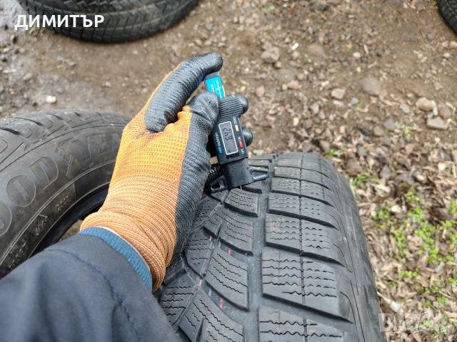 2бр.зимни гуми GOOD YEAR 235 55 19 DOT23 цена за брой, снимка 2 - Гуми и джанти - 54070197