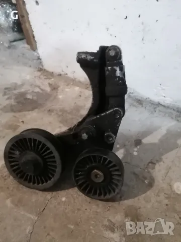 Стойка, Паразитна, Обтяжна Ролка Опел Зафира А DTI , снимка 2 - Части - 50175549