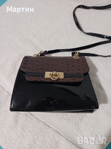 Лачвна чантичка, снимка 4 - Чанти - 53660502