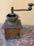 Стара ретро мелница мелничка за кафе и подправки, снимка 1 - Колекции - 45270796