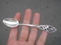 СТАРА СРЕБЪРНА ЛЪЖИЧКА С РОЗА СРЕБРО 800, снимка 1