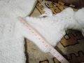 Бебешко ново ръчно плетено бяло комплектче - елеченце и терлички , снимка 5