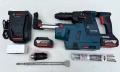 BOSCH GBH 18V-26 F + GDE 18V-16 - Безчетков перфоратор с прахоуловител перфектен!, снимка 3