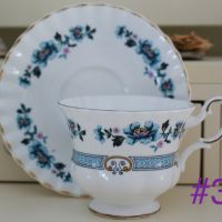 Argyle Английски Костен Порцелан В синьо Сет за чай/кафе Нежни цветя, снимка 13 - Чаши - 45381147