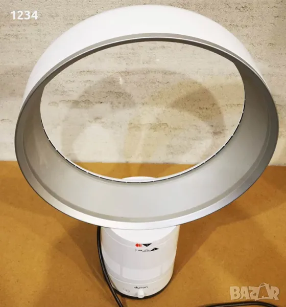 от 699 на 240лв вентилатор Dyson AM01 Air Multiplier, снимка 1