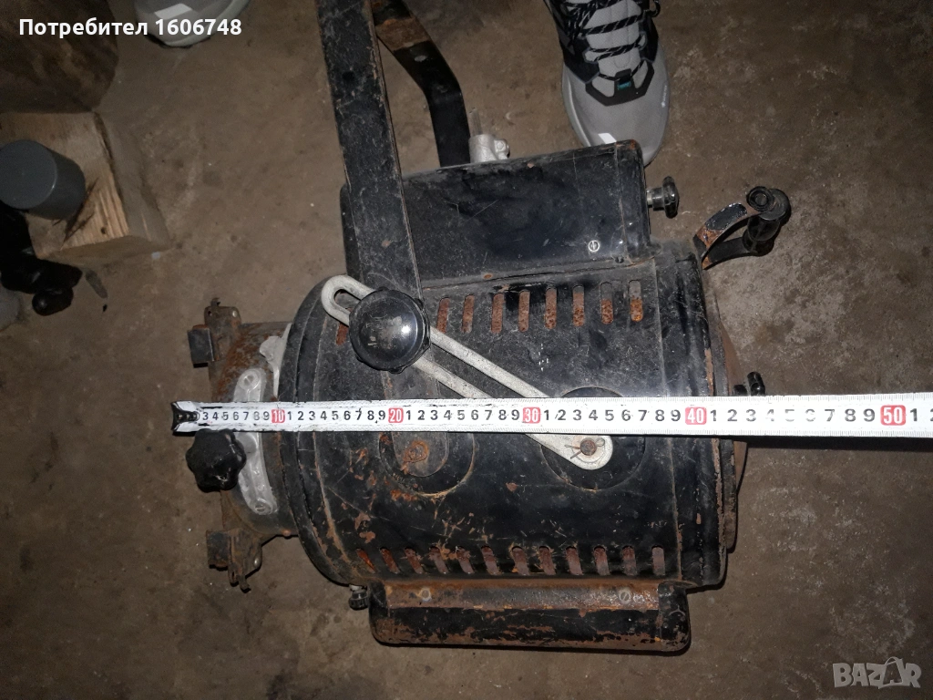 Стар сценичен прожектор, снимка 1