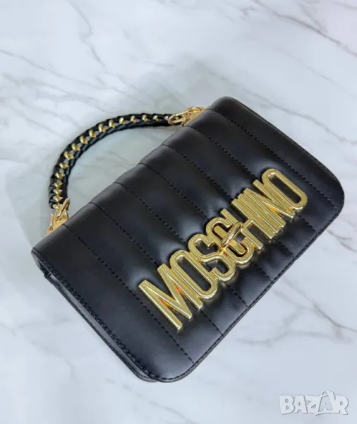 чанти 21х13см Moschino, снимка 1