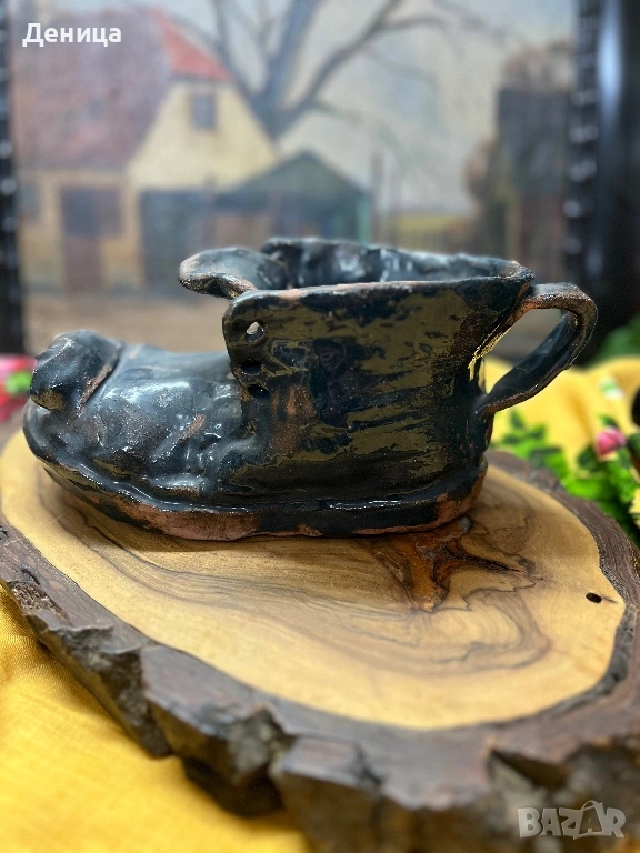 Керамична обувка за цветя Има дупка за отичане на водата Размер-24.5/10.5 см Цена-12€, снимка 1