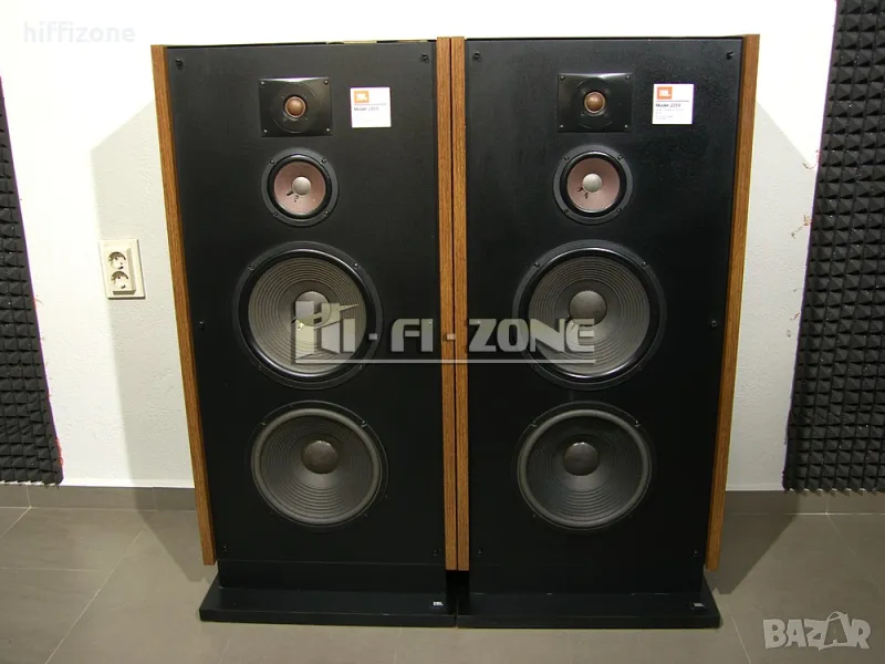 JBL model j350 ТОНКОЛОНИ, снимка 1