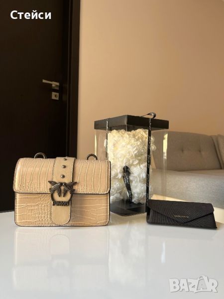 Дамски чанти Pinko, снимка 1