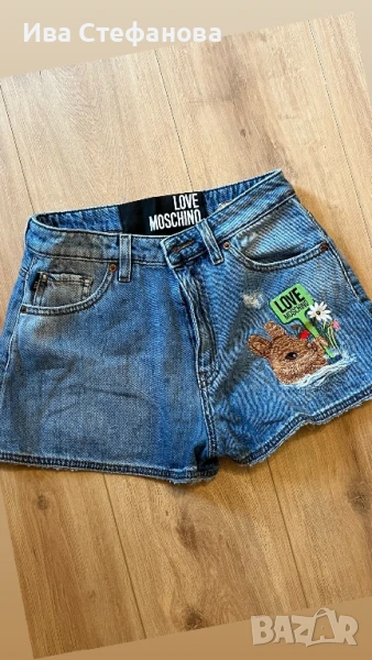 Дънкови  къси панталони 100 % памук памучни оригинални маркови Love Moschino, снимка 1