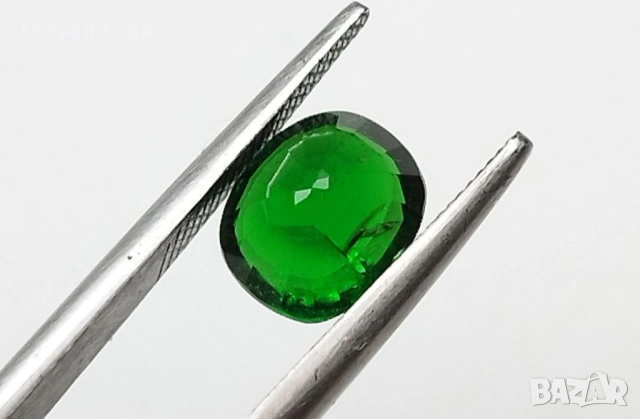 Сияещ Цаворит гранат в най-добрия зелен цвят 1.38кт! Нов!, снимка 6 - Други - 52786897