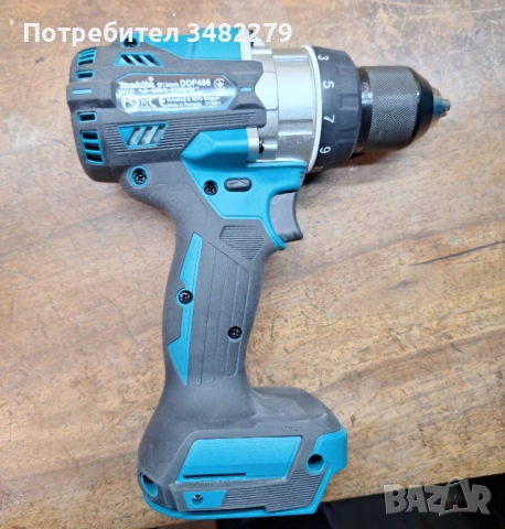 Винтоверт Makita DDF486Z - в гаранция , снимка 3 - Винтоверти - 52580339