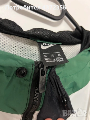 Мъжка ветровка Nike Swoosh, снимка 3 - Якета - 53263715