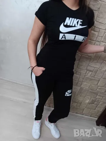 дамски екип Nike , снимка 2 - Спортни екипи - 48147505