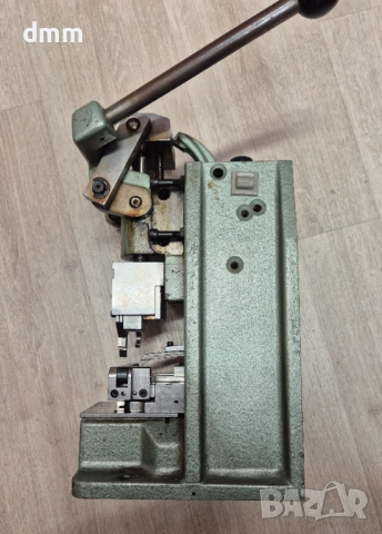 Преса за конектори / метал, снимка 2 - Друга електроника - 53611819