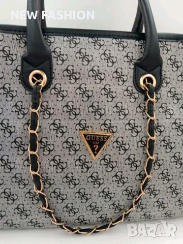 Дамска Чанта GUESS , снимка 1 - Чанти - 46175971