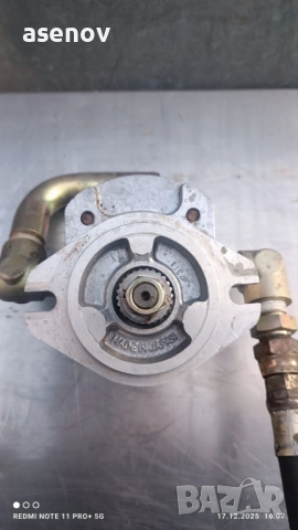 хидравлична помпа, снимка 2 - Резервни части за машини - 52828938