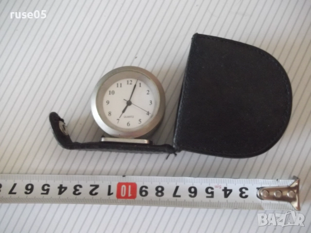 Часовник кварцов туристически работещ
