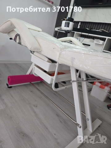 Козметична кошетка + стол и лампа, снимка 7 - Столове - 53243396