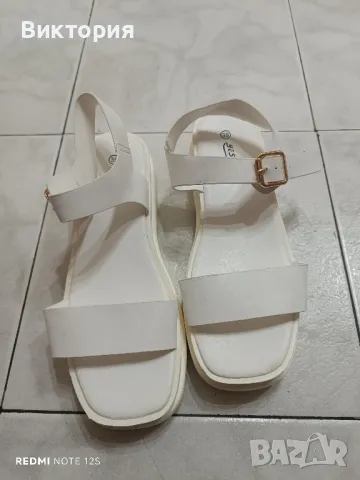 Сандали 39 номер