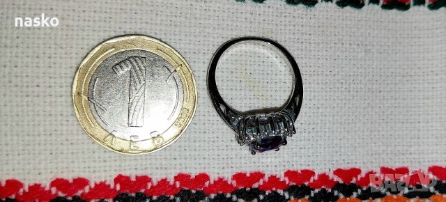 Дамски пръстен с циркони, снимка 9 - Антикварни и старинни предмети - 46410326
