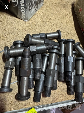 Болт за верига с удължител комплект за двигатели ВОЛГА ГАЗЕЛ двигател 406, 405 НОВ ОРИГИНАЛЕН