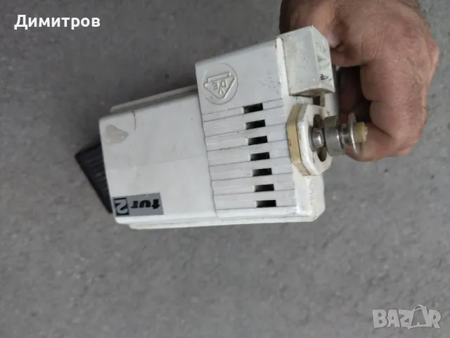 Моторче и педал за шевна машина, снимка 2 - Шевни машини - 49485141