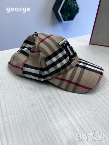 Шапка Burberry, снимка 3 - Шапки - 48280995