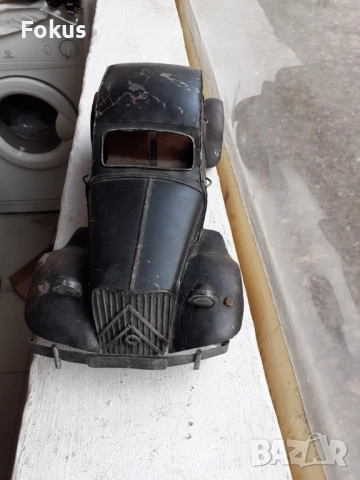 Стара ламаринена кола автомобил Ситроен играчка, снимка 4 - Антикварни и старинни предмети - 53431340