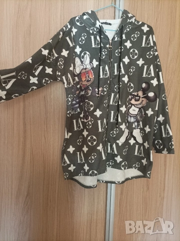 Асиметричен суитшърт с качулка Мики Маус и Мини Маус, снимка 2 - Суичъри - 54234481